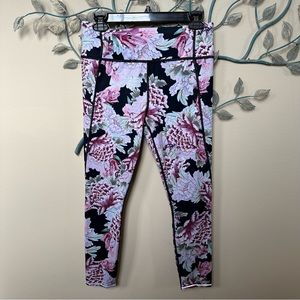 Athleta Run Free Pink Black Floral 7/8 Leggings Running Yoga Sz M